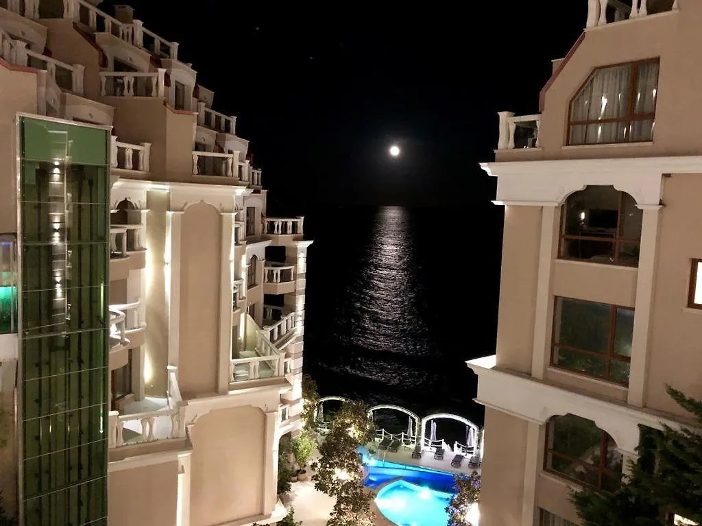 La Mer Residence Золотые Пески