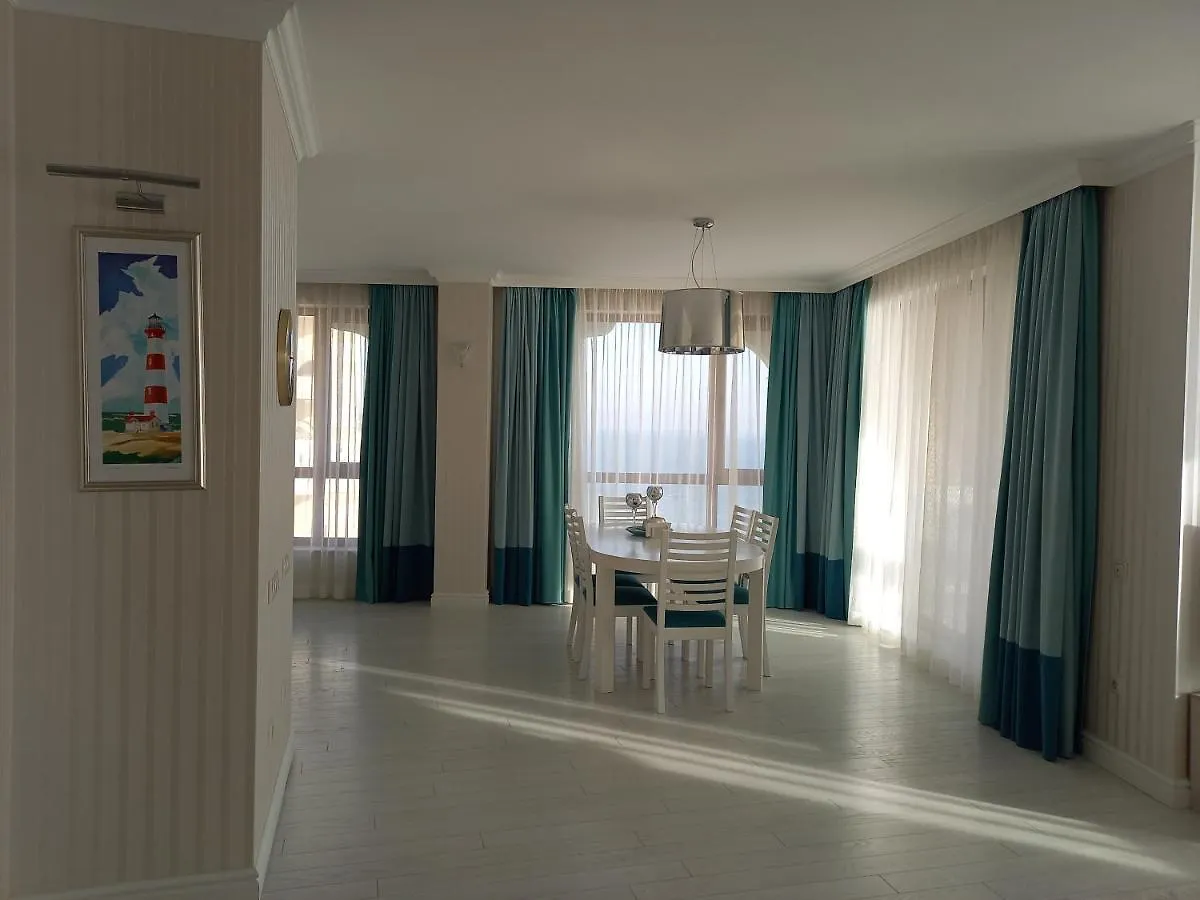 La Mer Residence Золотые Пески 5*,