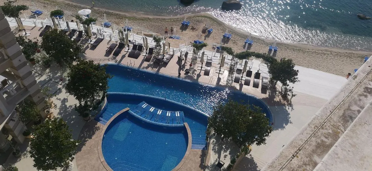La Mer Residence Золотые Пески 5*,